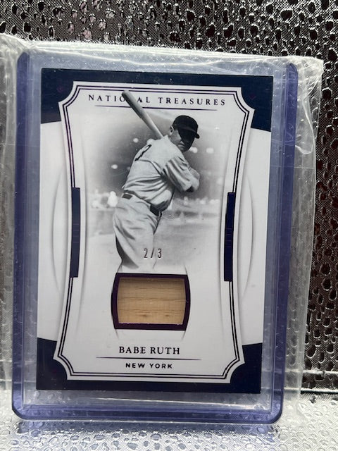 Babe Ruth 2017 Panini National Treasures Game-played Bat Memorabilia 2/3